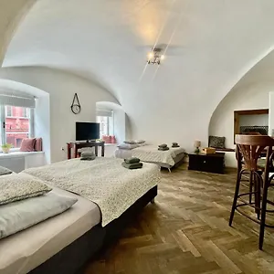 Nicolas Apartment