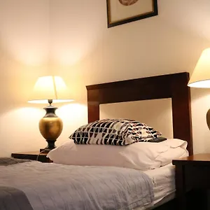 Nobles Apartment