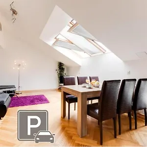 Bilkova Apartment
