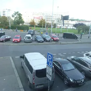 Apartman Ng, Prága