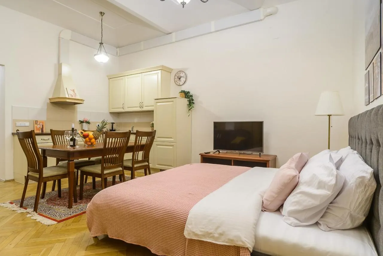 Superior Apartments Near Dlouha Street Prague Czech Republic