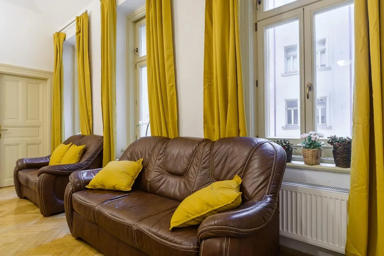Superior Apartments Near Dlouha Street Prague