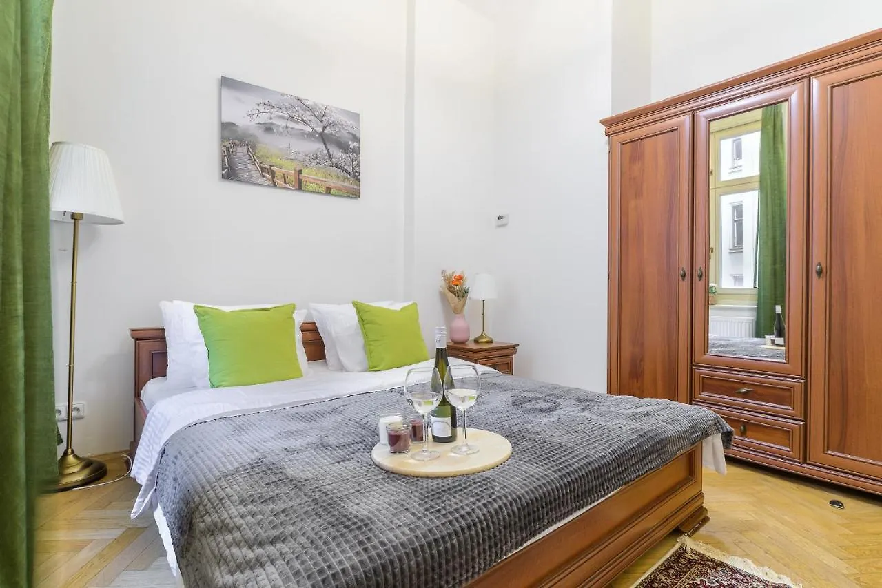 Superior Apartments Near Dlouha Street Prague